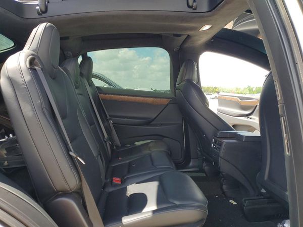 2020 TESLA MODEL X