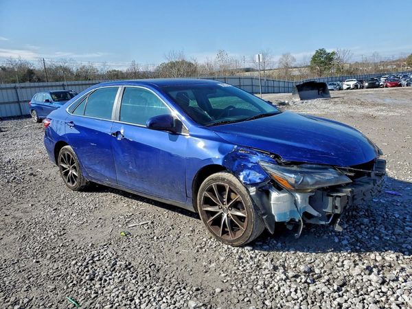 2015 TOYOTA CAMRY