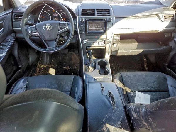2015 TOYOTA CAMRY