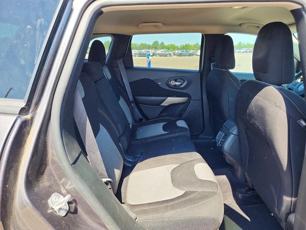 2018 JEEP CHEROKEE LATITUDE 4X4