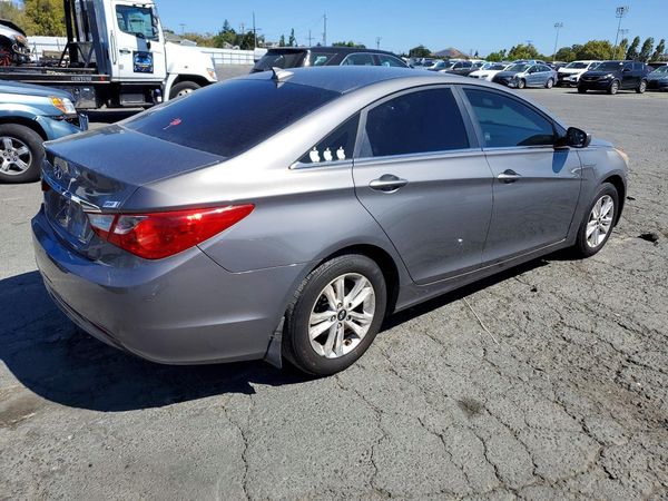 2012 HYUNDAI SONATA