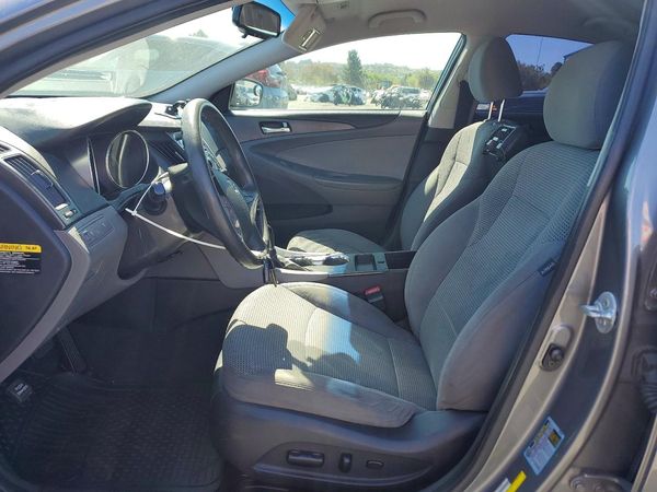 2012 HYUNDAI SONATA