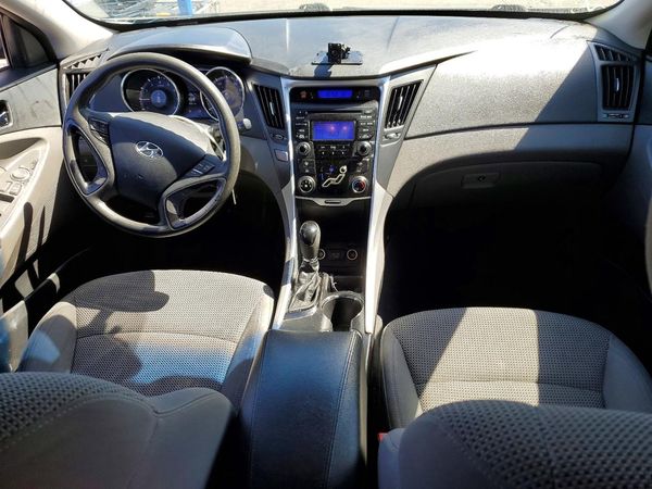 2012 HYUNDAI SONATA