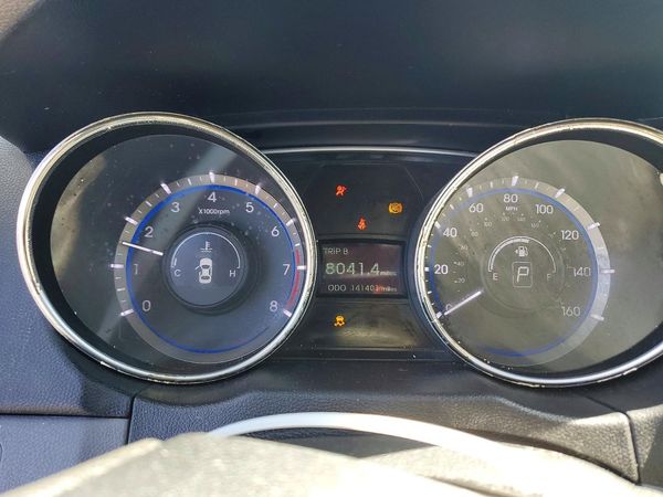 2012 HYUNDAI SONATA