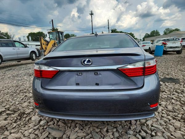 2013 LEXUS ES