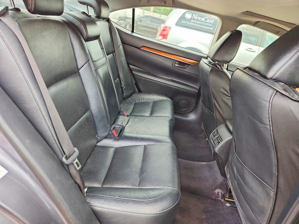 2013 LEXUS ES