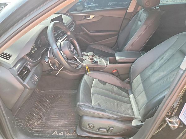 2017 AUDI A4 quattro Premium Plus
