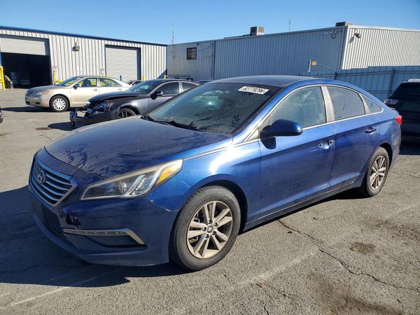 2015 HYUNDAI SONATA SE, ECO — Front 3/4