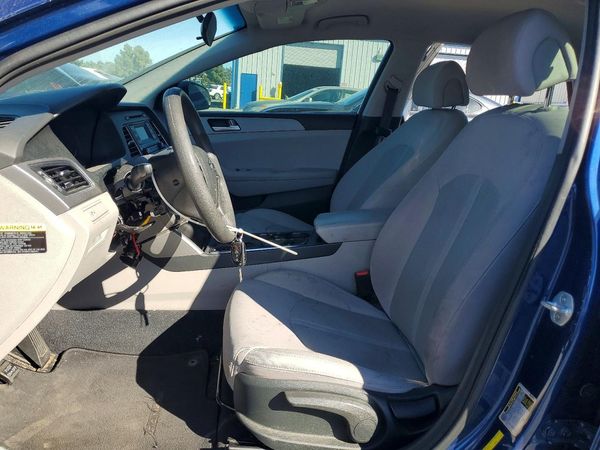 2015 HYUNDAI SONATA SE, ECO — DENT