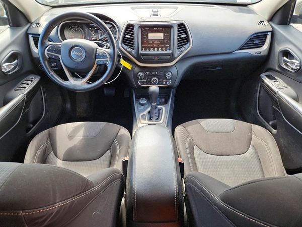 2015 JEEP CHEROKEE LATITUDE 4X4