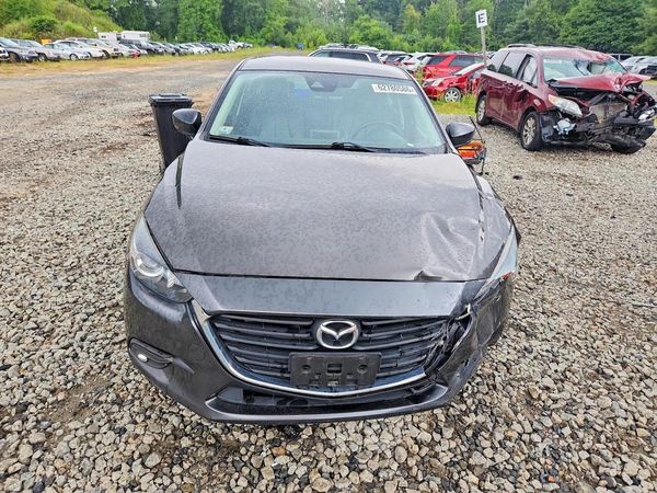 2017 MAZDA 3