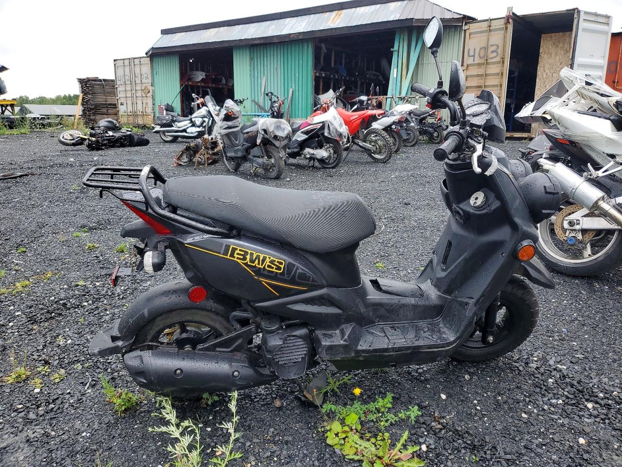 2017 YAMAHA SCOOTER