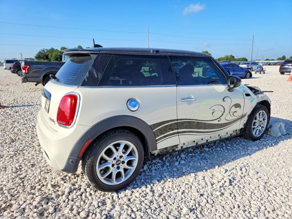 2017 MINI COOPER