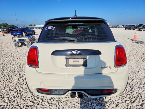 2017 MINI COOPER