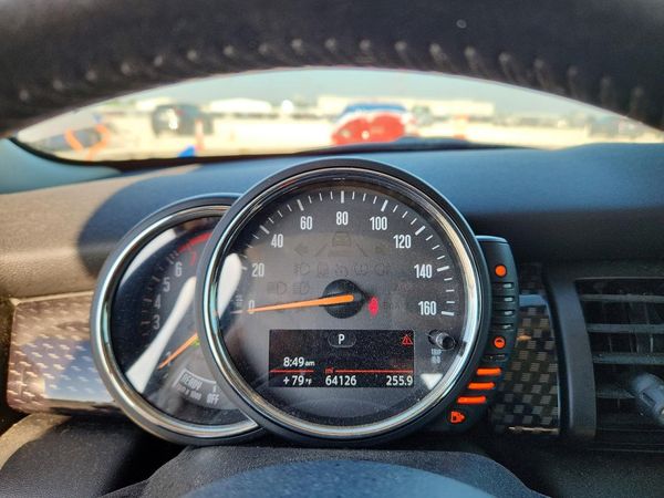 2017 MINI COOPER