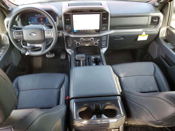 2025 FORD F150