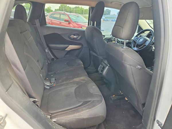 2017 JEEP CHEROKEE LATITUDE FWD
