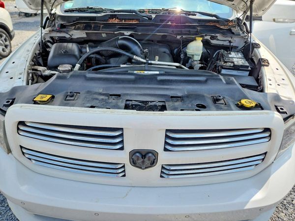 2015 RAM 1500 SPORT CREW CAB 4X4
