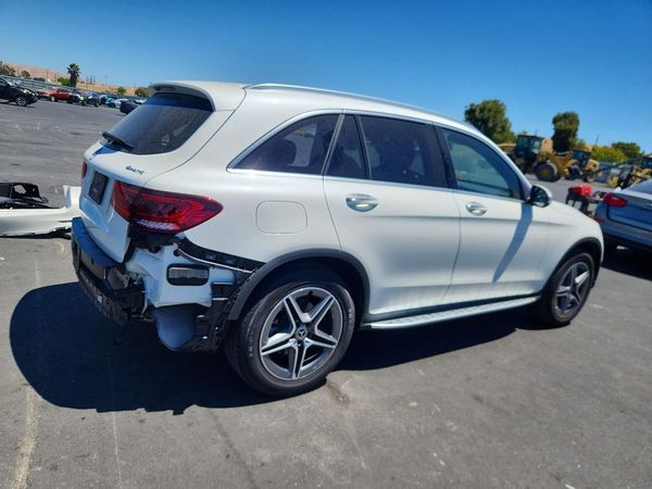 2020 MERCEDES-BENZ GLC GLC300-4M