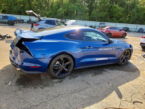 2022 FORD MUSTANG