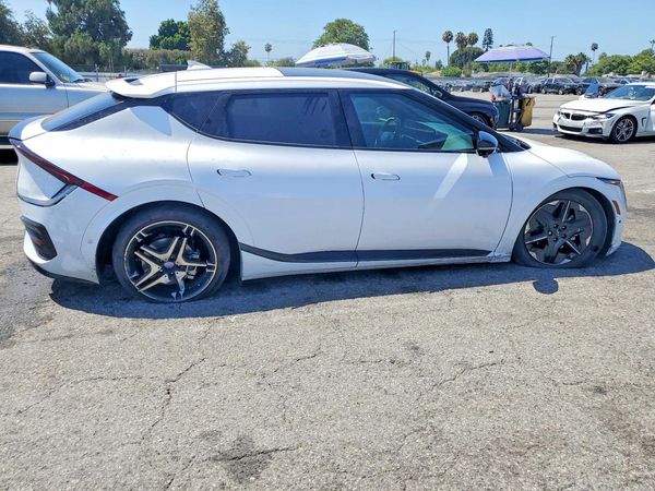 2025 KIA EV6