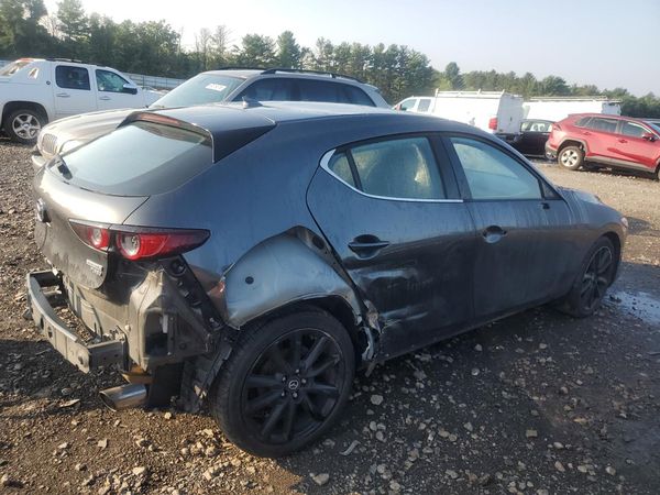 2021 MAZDA 3