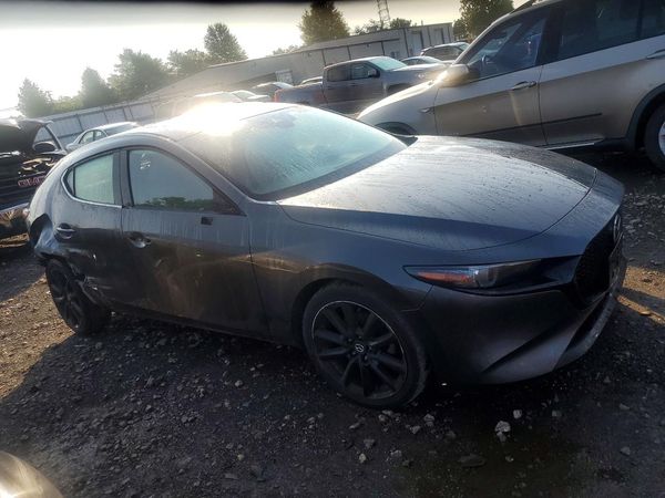 2021 MAZDA 3