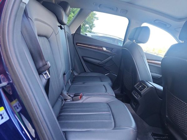 2018 AUDI Q5 quattro Premium