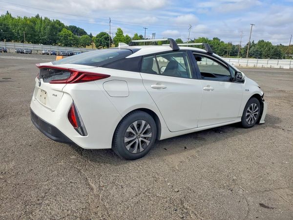 2020 TOYOTA PRIUS
