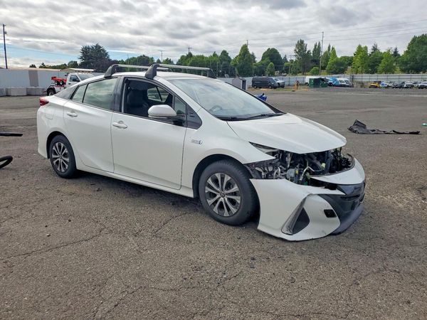 2020 TOYOTA PRIUS
