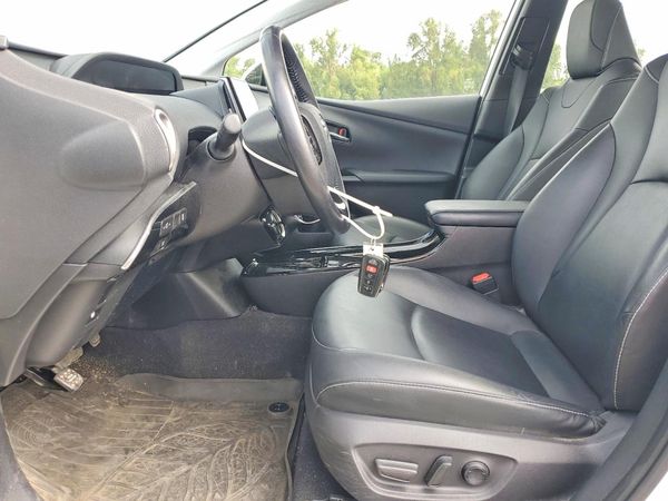 2020 TOYOTA PRIUS