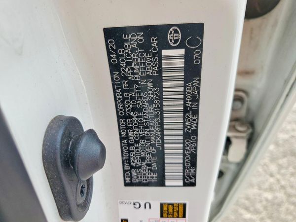 2020 TOYOTA PRIUS