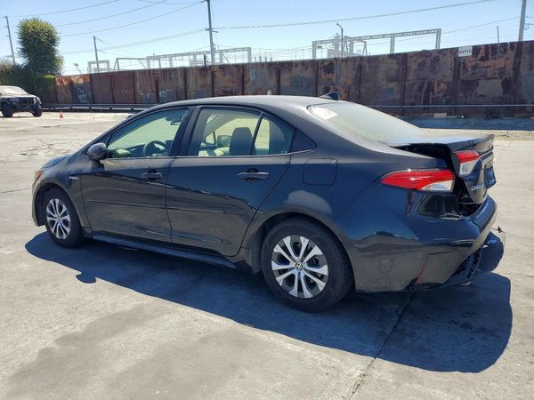2021 TOYOTA COROLLA