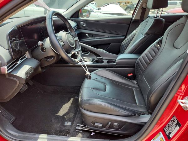 2022 HYUNDAI ELANTRA Limited