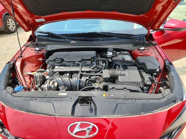 2022 HYUNDAI ELANTRA Limited