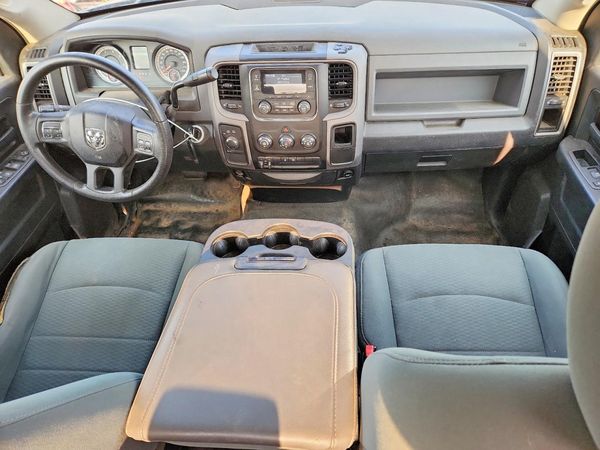 2016 RAM 1500 ST