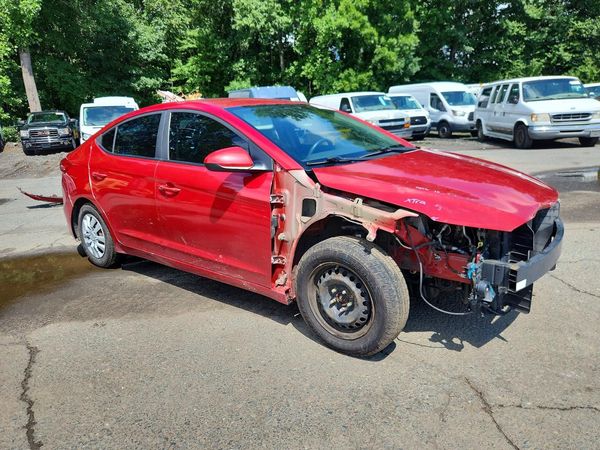 2017 HYUNDAI ELANTRA SE Base