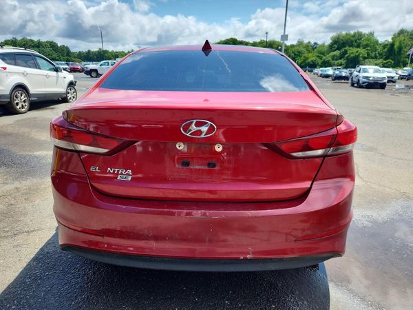 2017 HYUNDAI ELANTRA SE Base