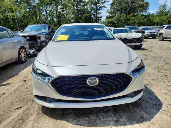 2019 MAZDA 3