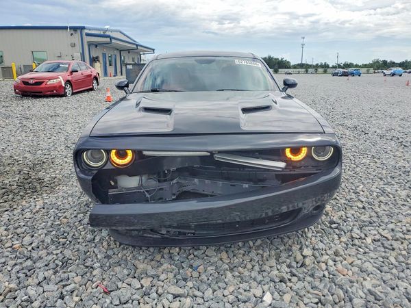 2018 DODGE CHALLENGER SXT