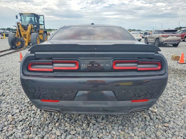 2018 DODGE CHALLENGER SXT