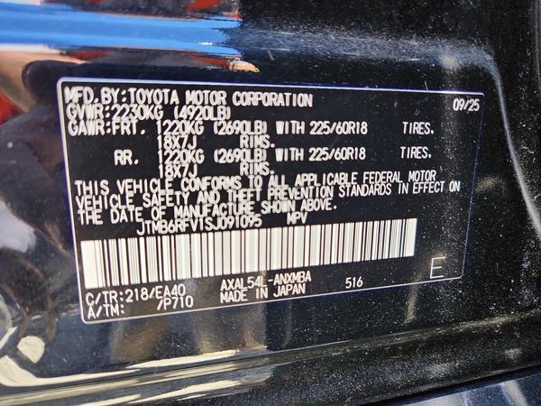 2025 TOYOTA RAV4 XLE Premium