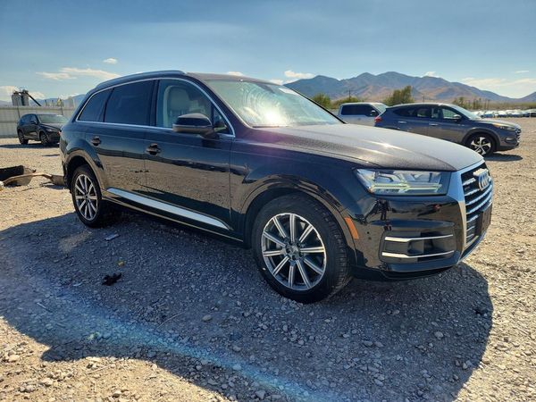 2018 AUDI Q7 quattro Premium Plus