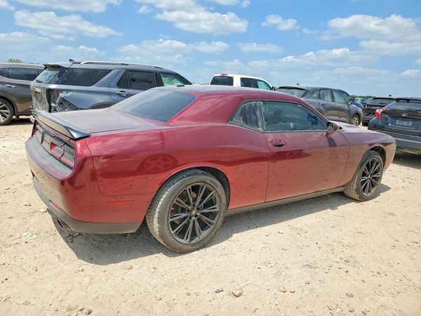 2022 DODGE CHALLENGER SXT