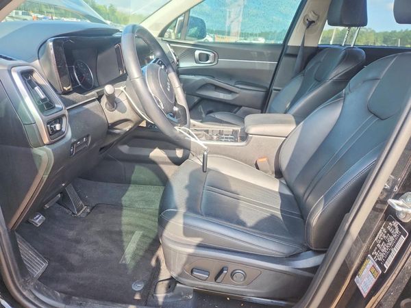 2023 KIA SORENTO S