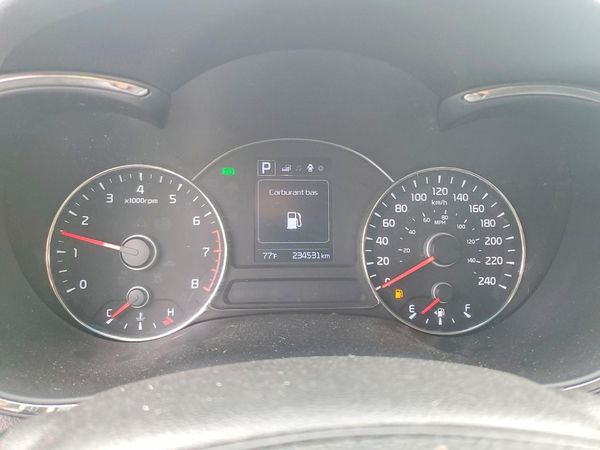 2018 KIA FORTE LX Pop,S,EX