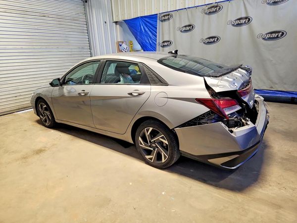 2025 HYUNDAI ELANTRA