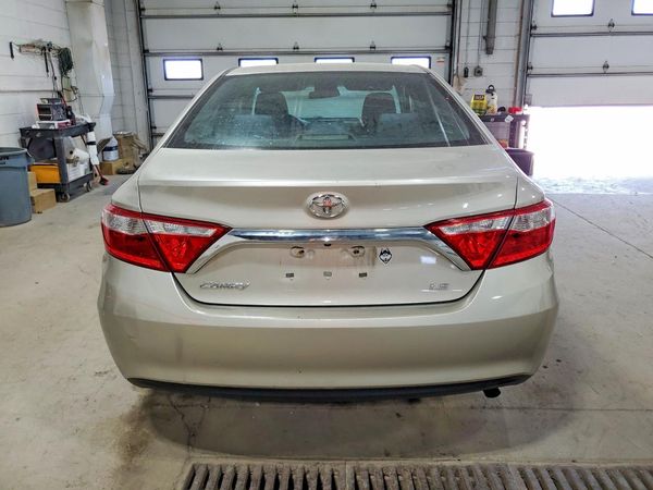 2016 TOYOTA CAMRY