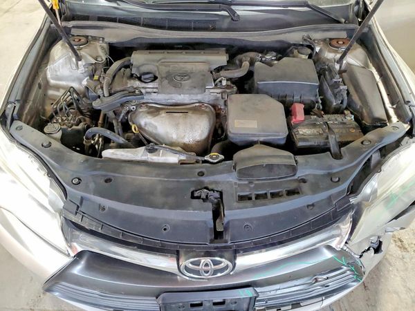 2016 TOYOTA CAMRY