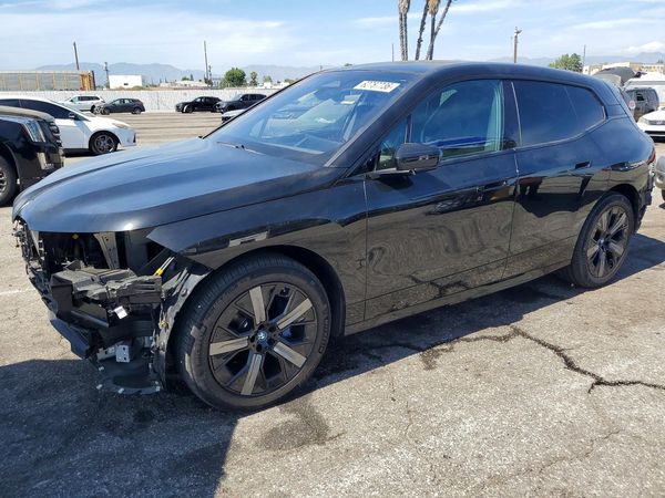 2024 BMW IX xDrive50